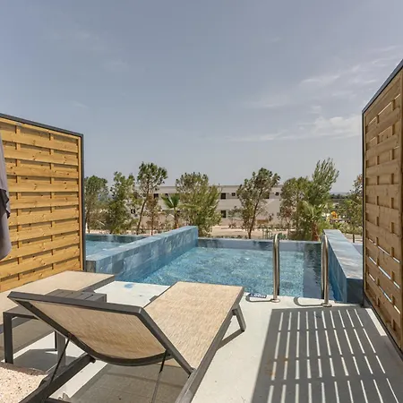 Hotel Caretta Paradise & Waterpark Tragaki