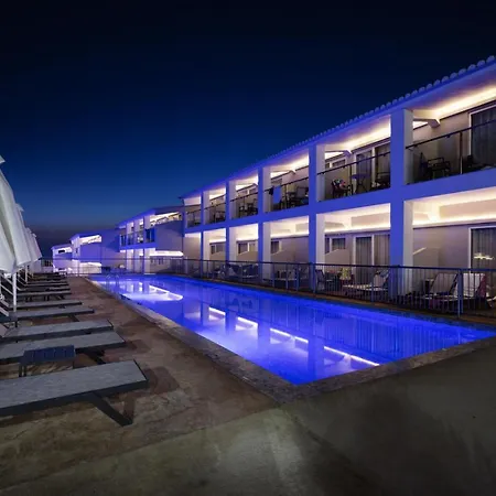 Caretta Paradise & Waterpark 4* Tragaki